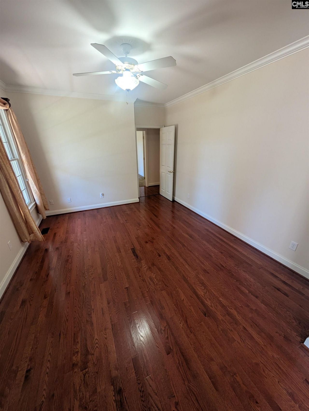 1121 Canterfield Road  Photo 7