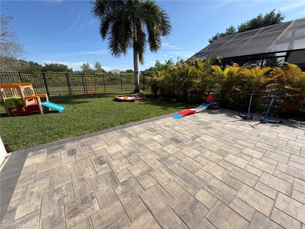 8860 Fawn Ridge Dr, Fort Myers, FL 33912 Photo