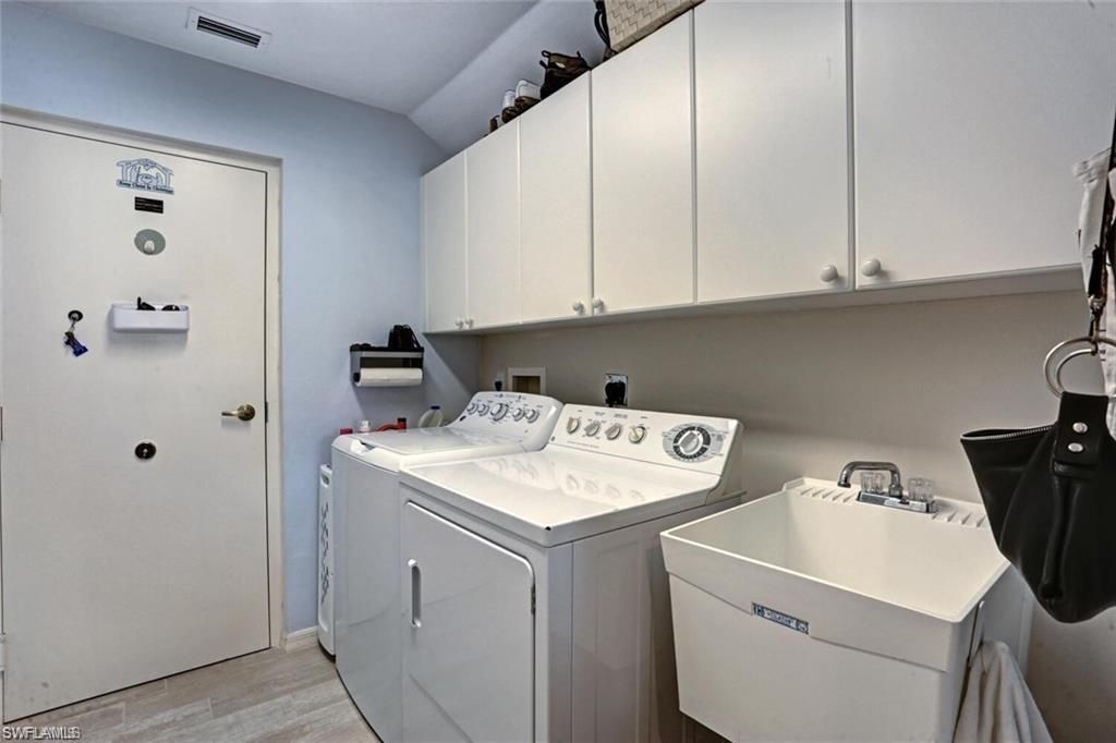 9030 Las Maderas Dr, Unit 101, Bonita Springs, FL 34135 Photo