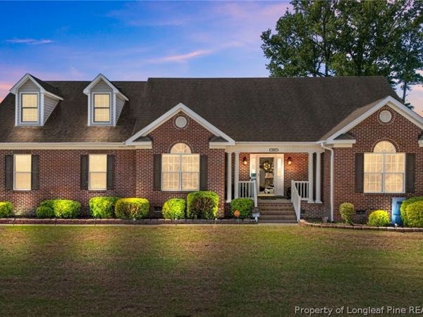 3805 Sunchase Drive, Fayetteville, NC 28306