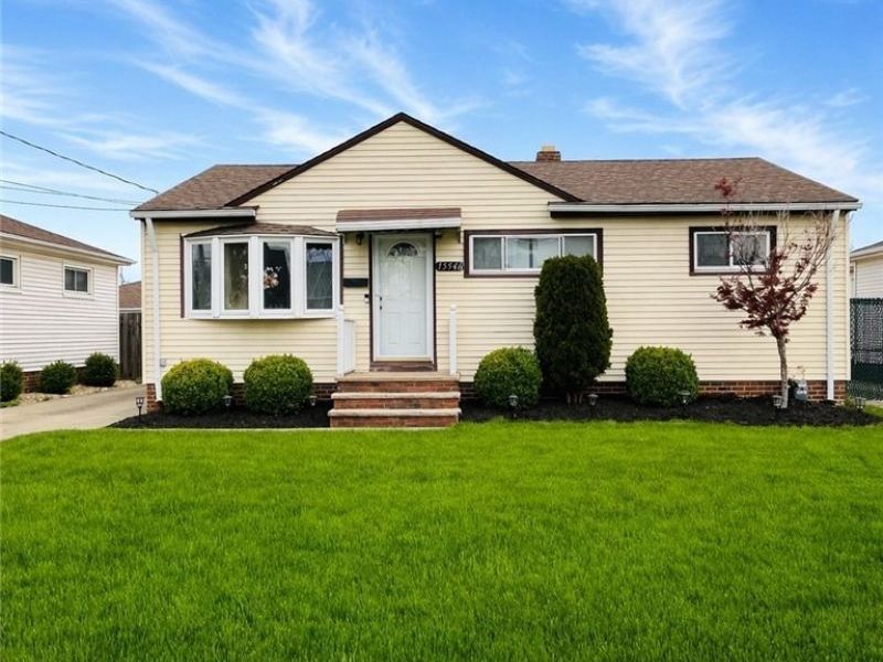 15546 Hummel Road, Brook Park, OH 44142 Photo 1