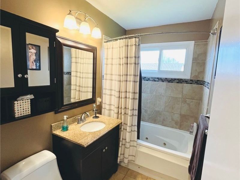 15546 Hummel Road, Brook Park, OH 44142 Photo 17