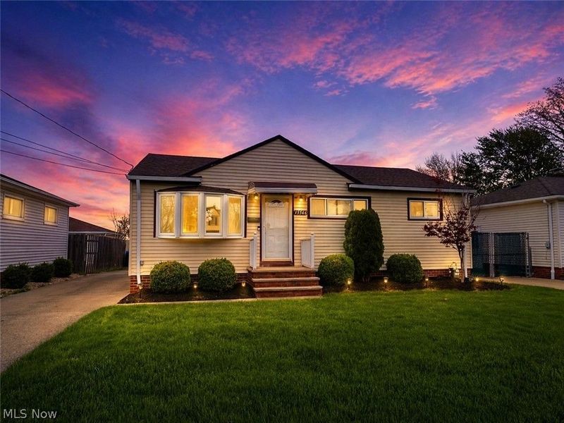 15546 Hummel Road, Brook Park, OH 44142 Photo 2