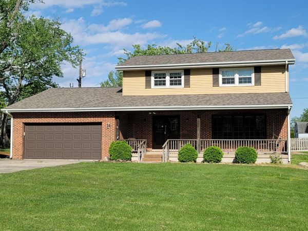 14 Lakedale Drive, Salem, IL 62881