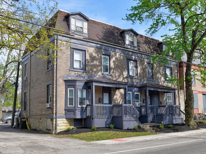 122 S Champion Avenue, Unit 122-124-12, Columbus, OH 43205 Photo 2