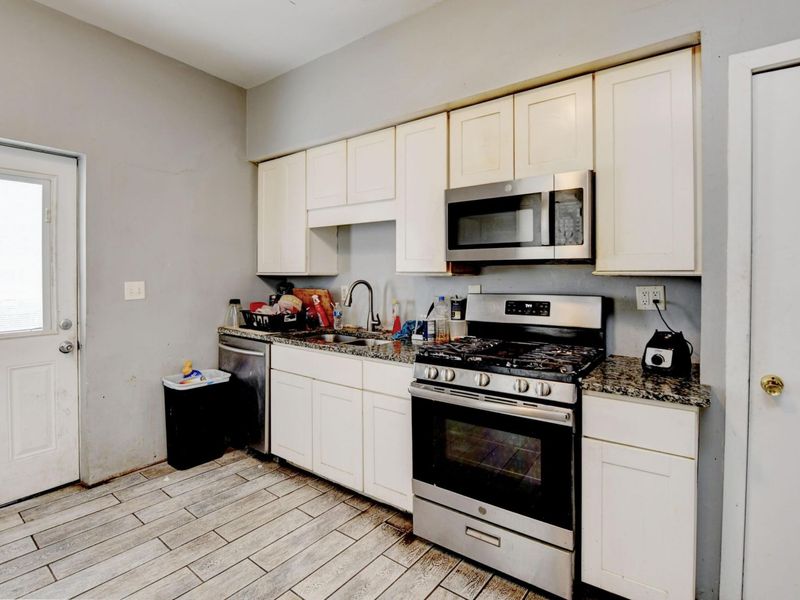 122 S Champion Avenue, Unit 122-124-12, Columbus, OH 43205 Photo 8