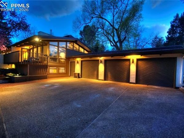 2 Heather Drive, Colorado Springs, CO 80906