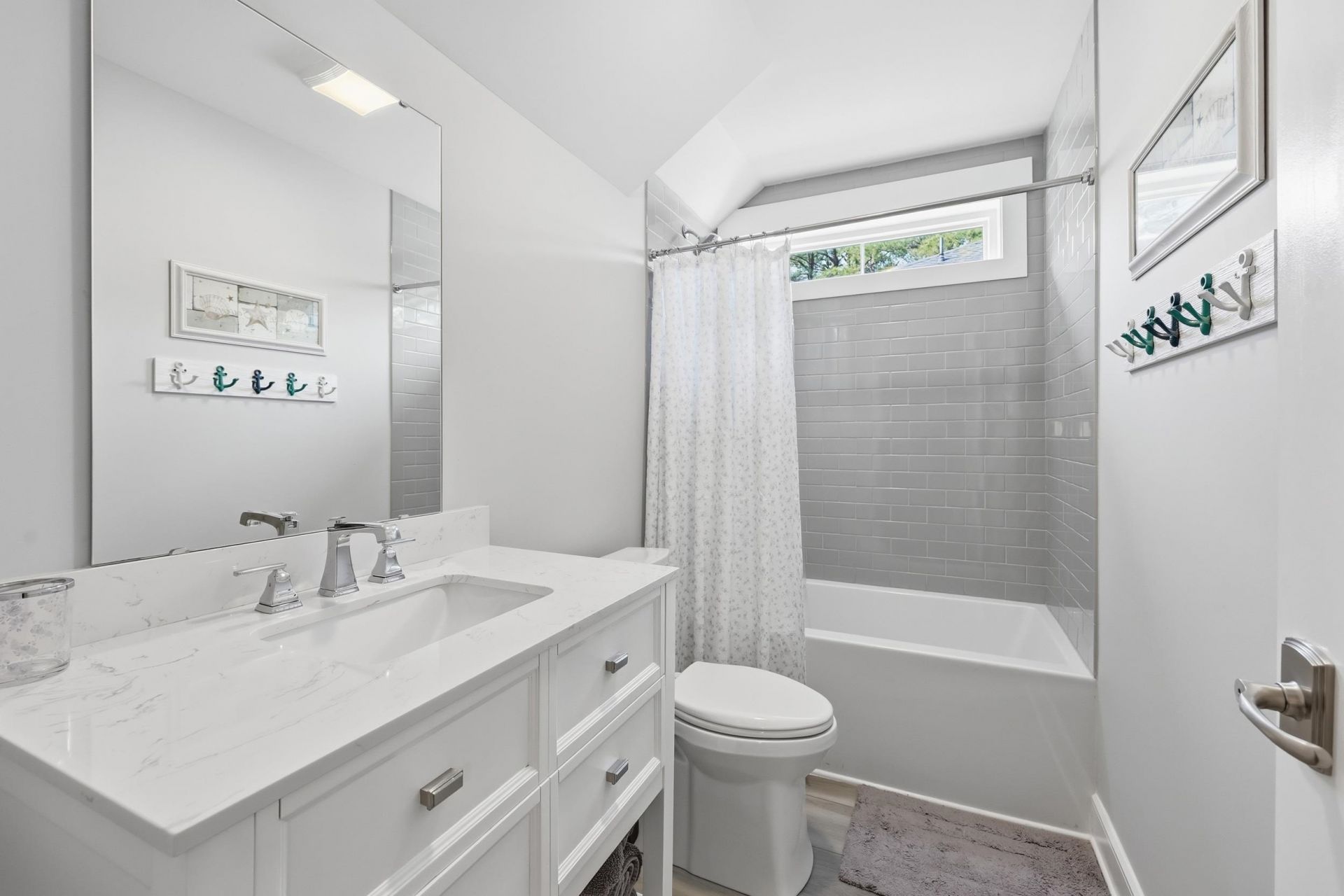 125 Harbor Oaks Dr. Photo 25