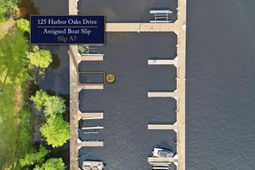 125 Harbor Oaks Dr. photo 4