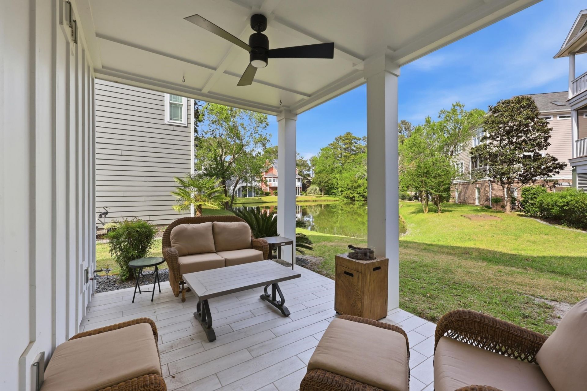 125 Harbor Oaks Dr. Photo 35