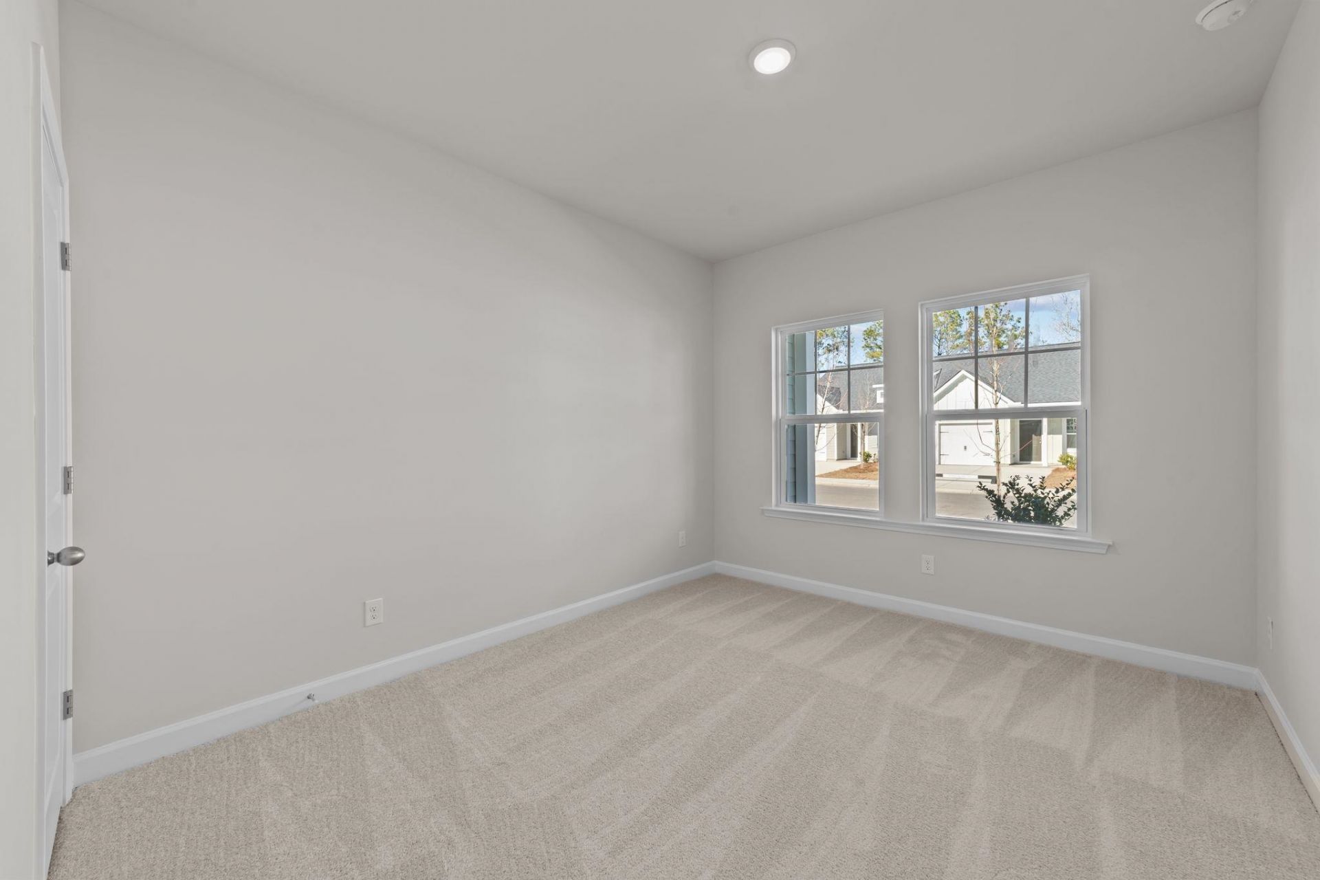 720 Ebb Tide Rd. Photo 5