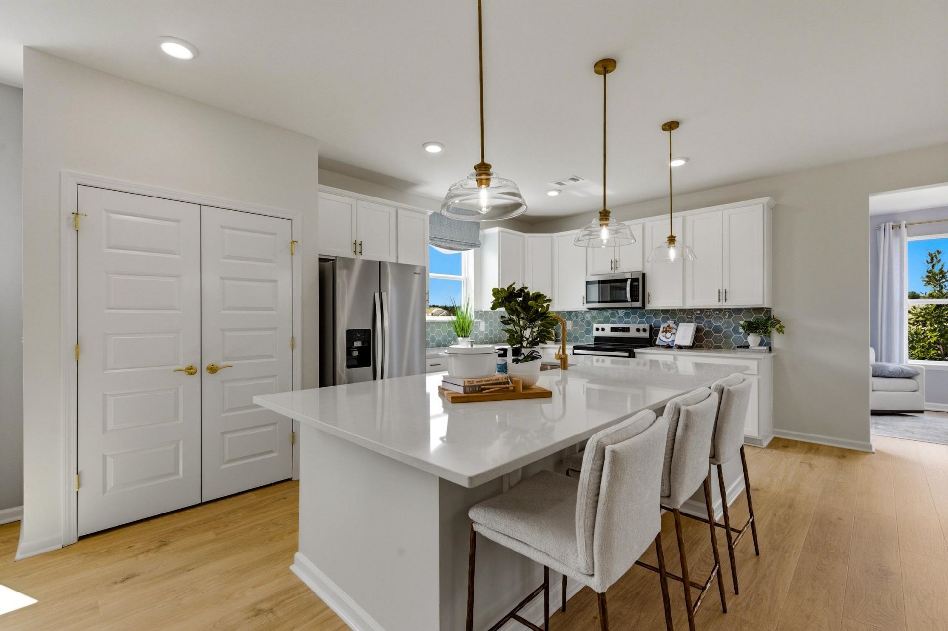 3013 Pembroke St  Photo 9