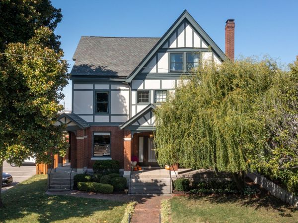 903 Russell St , Nashville, TN 37206