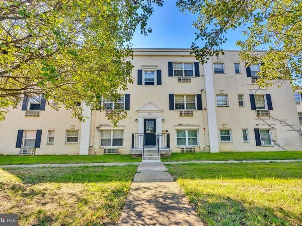 2237 FARRINGTON AVENUE, Unit 203, ALEXANDRIA, VA 22303