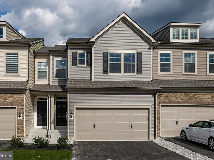 9 Nicklaus Drive , Downingtown, PA 19335 Main Photo