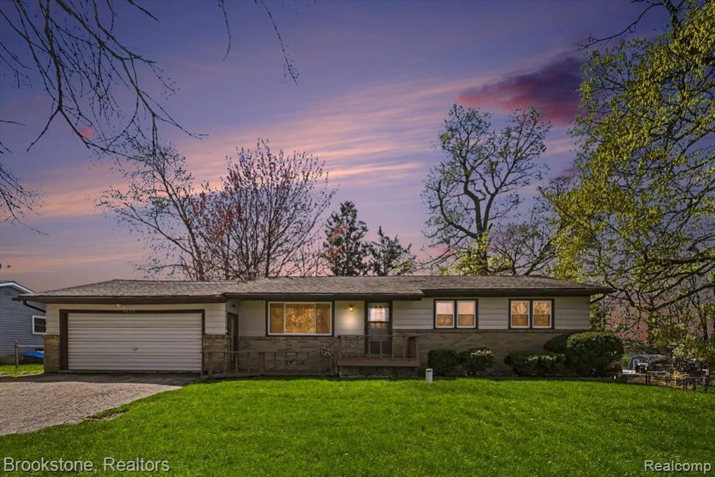 7829 W St Joe Highway, Delta Township, MI 48917 Main Photo