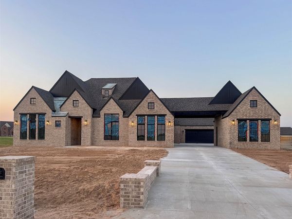 124 E 164th Place S, Glenpool, OK 74033