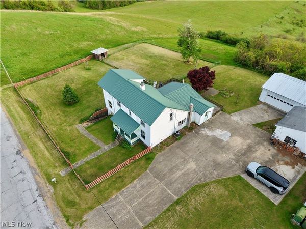 62280 Fairview Road, Barnesville, OH 43713