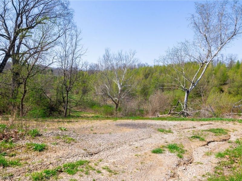 245 Liberty Road, New Concord, OH 43762 Photo 2