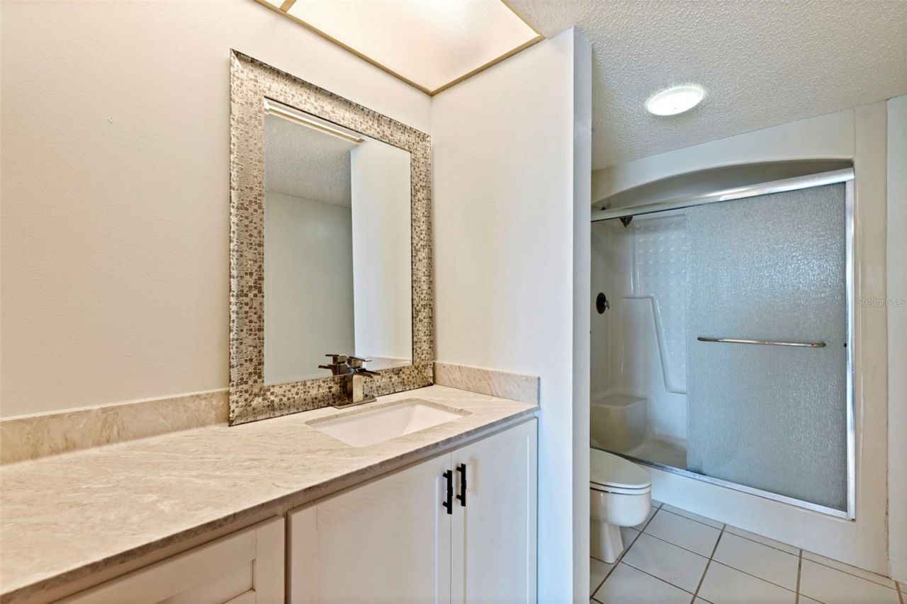736 Island Way, Unit 504, Clearwater Beach, FL 33767 Photo