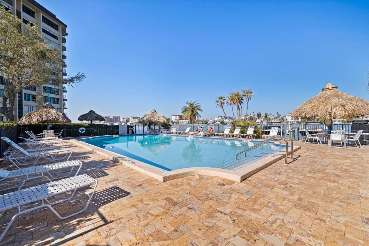 736 Island Way, Unit 504, Clearwater Beach, FL 33767 Photo