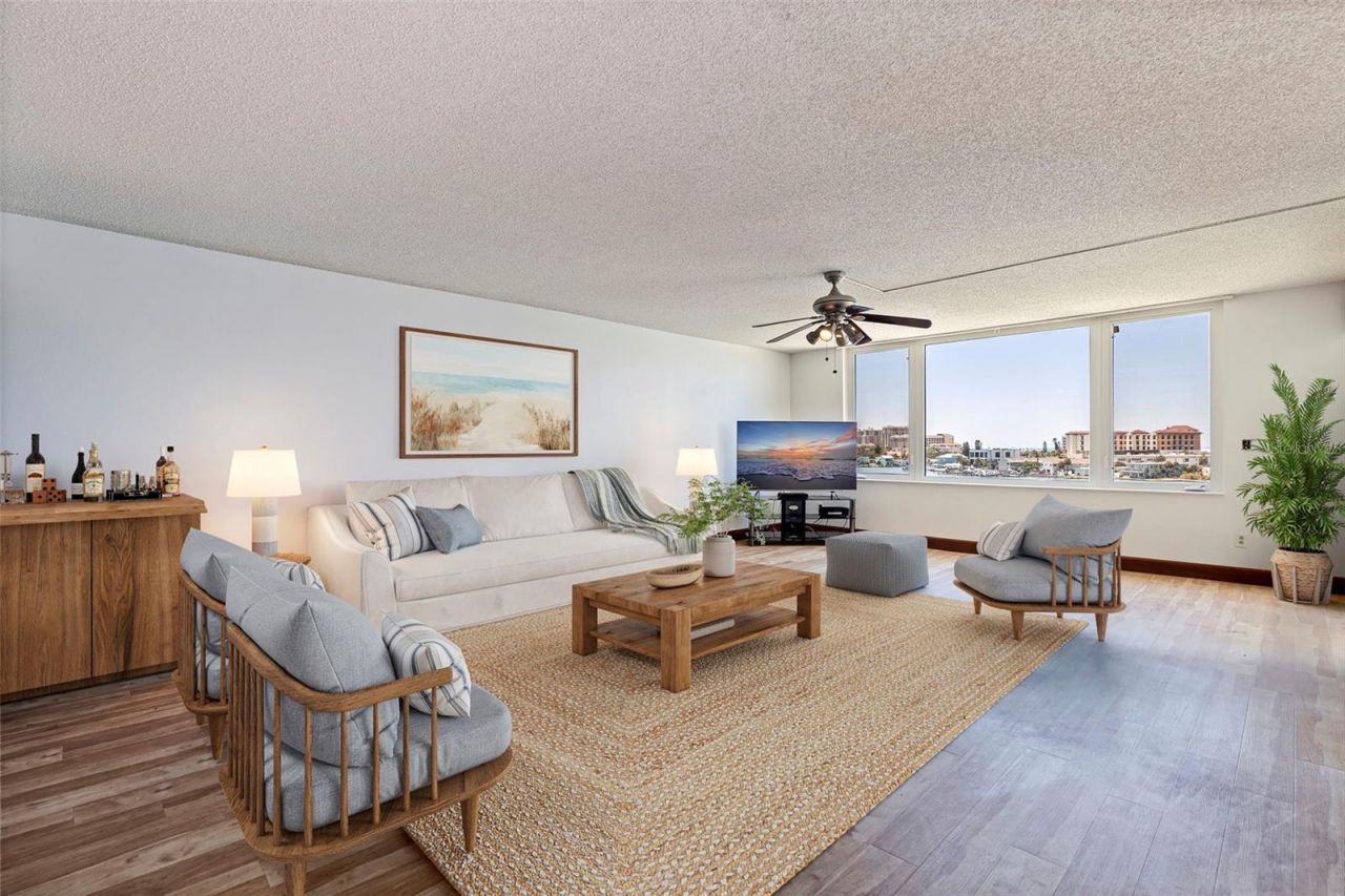 736 Island Way, Unit 504, Clearwater Beach, FL 33767 Photo