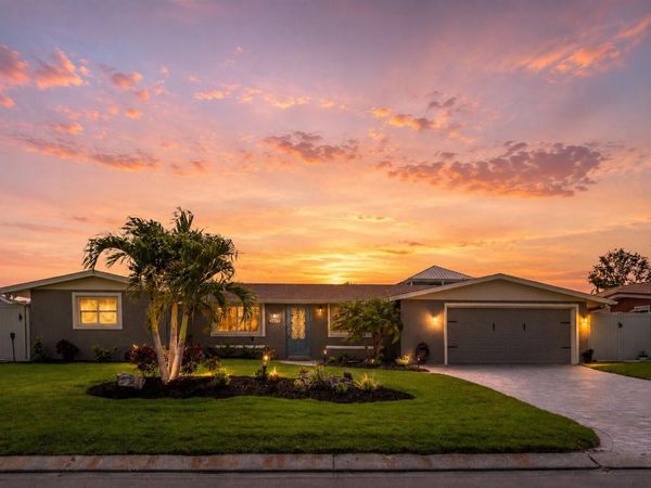 3811 101ST STREET W, BRADENTON, FL 34210