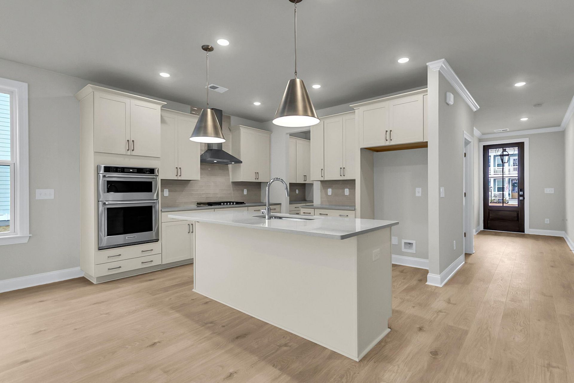 764 Maynard Lane Photo 12