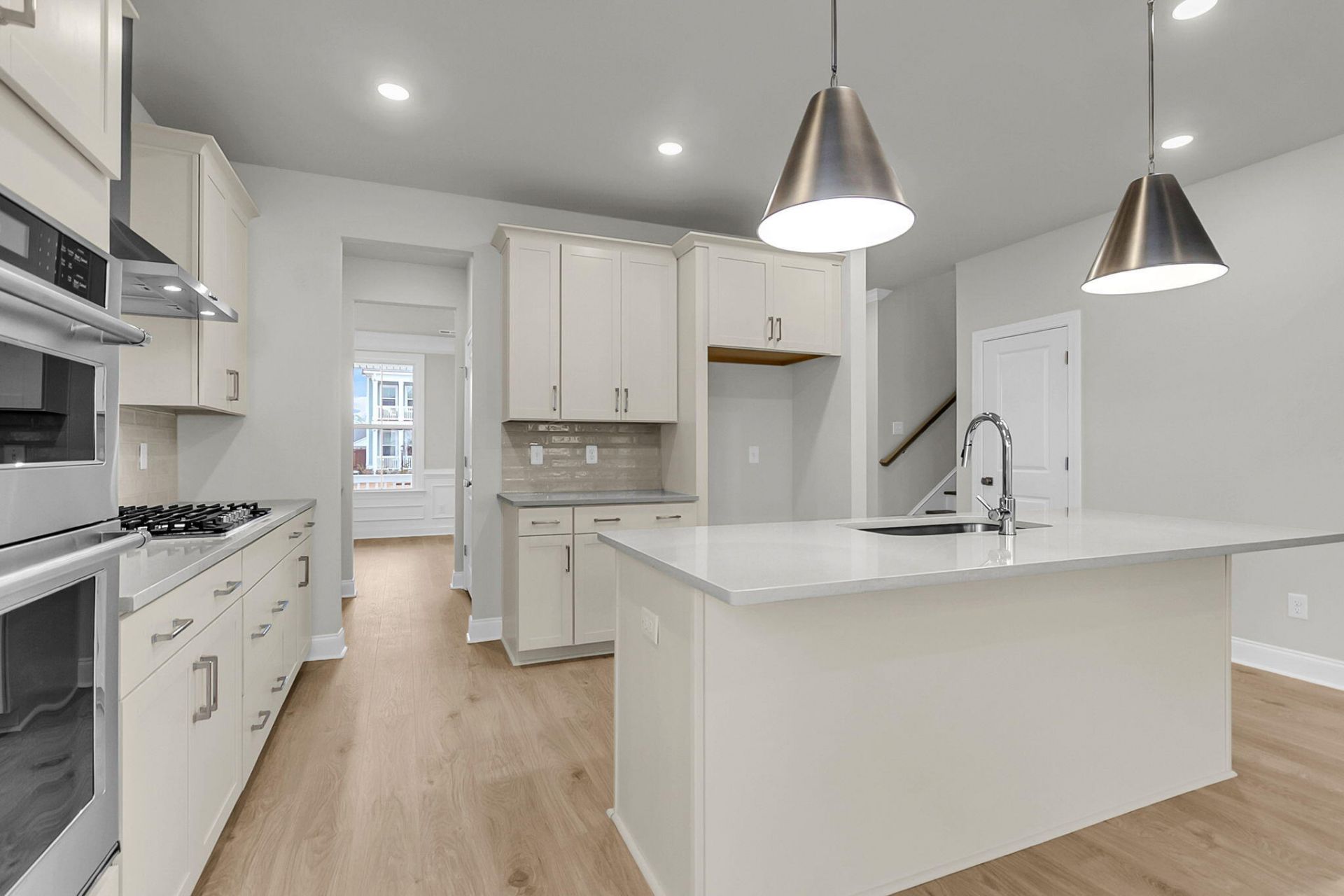 764 Maynard Lane Photo 14