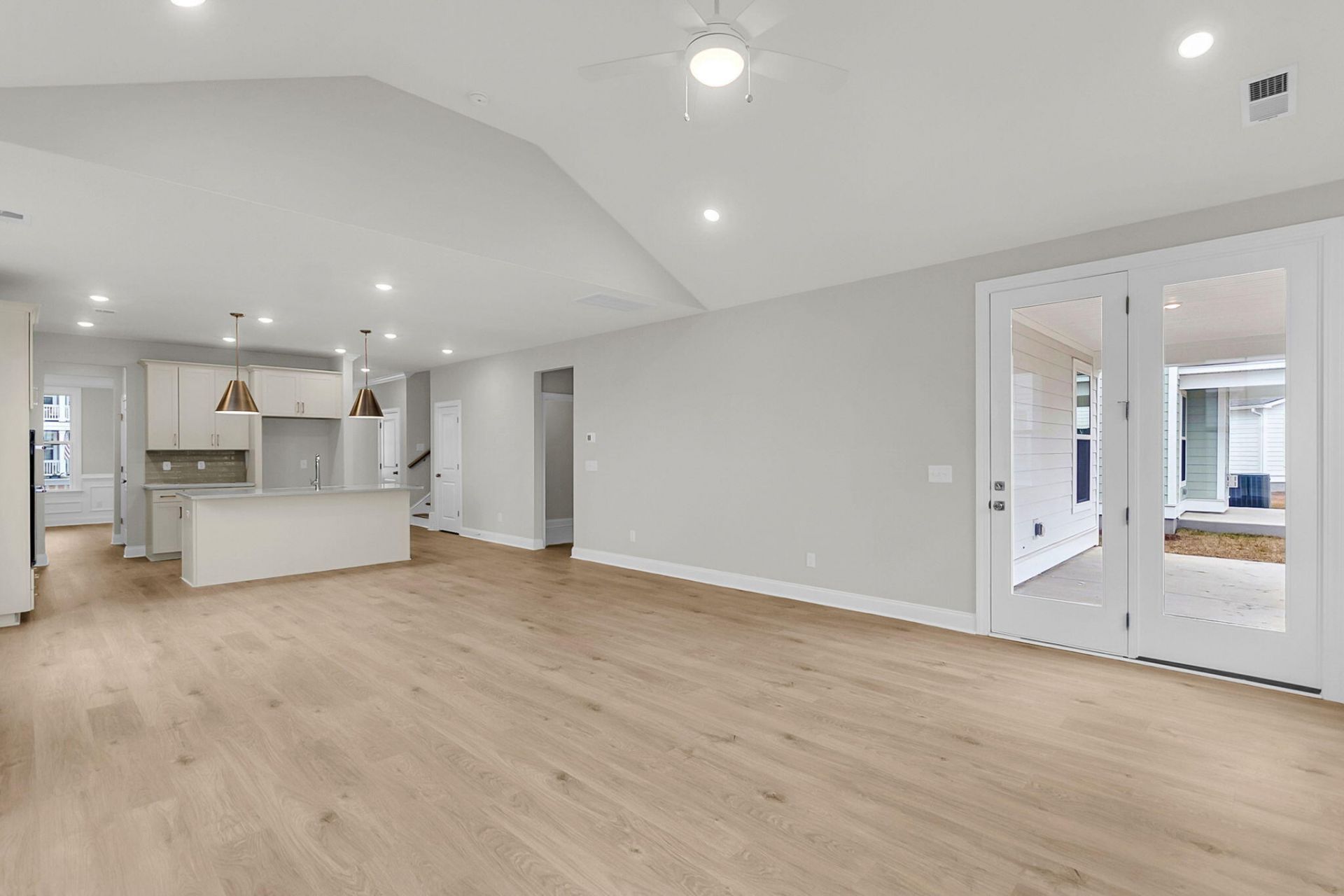 764 Maynard Lane Photo 20