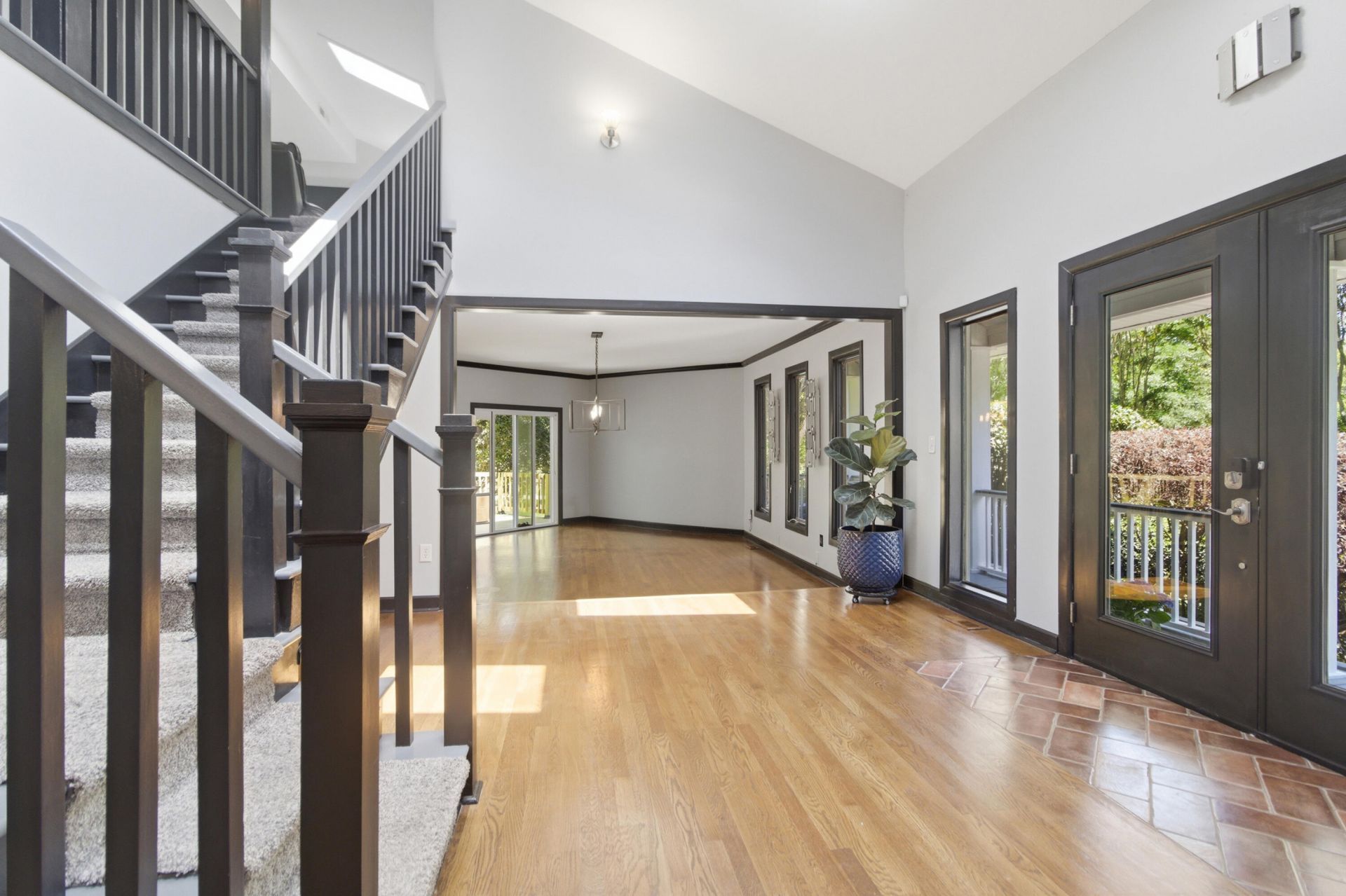 5508 Stonoview Drive Photo 9