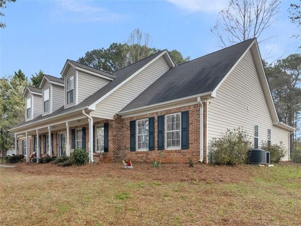 105 Alexander Drive , Mcdonough, GA 30252