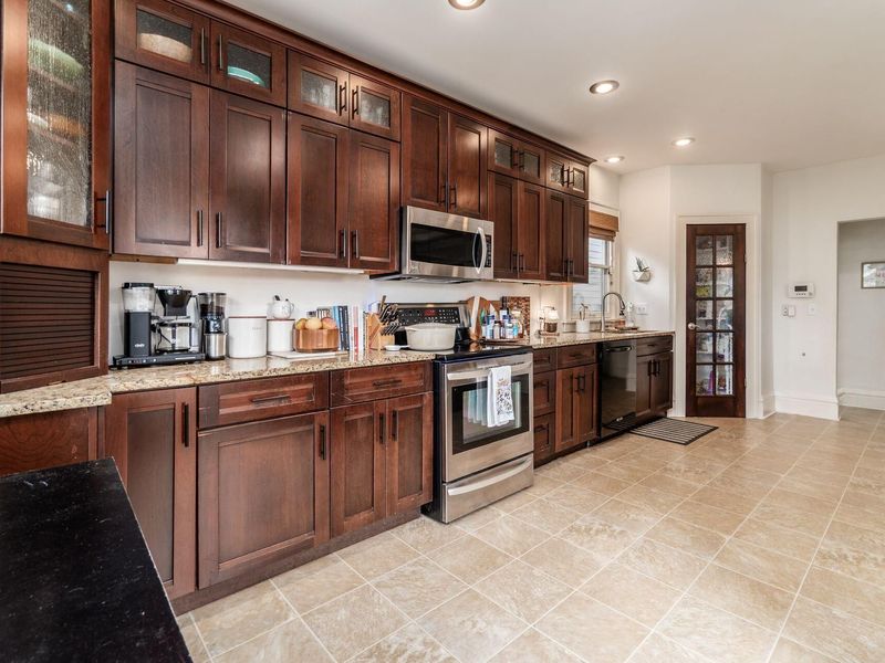 64 E Kelso Road, Columbus, OH 43202 Photo 15