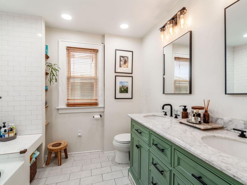 64 E Kelso Road, Columbus, OH 43202 Photo 24