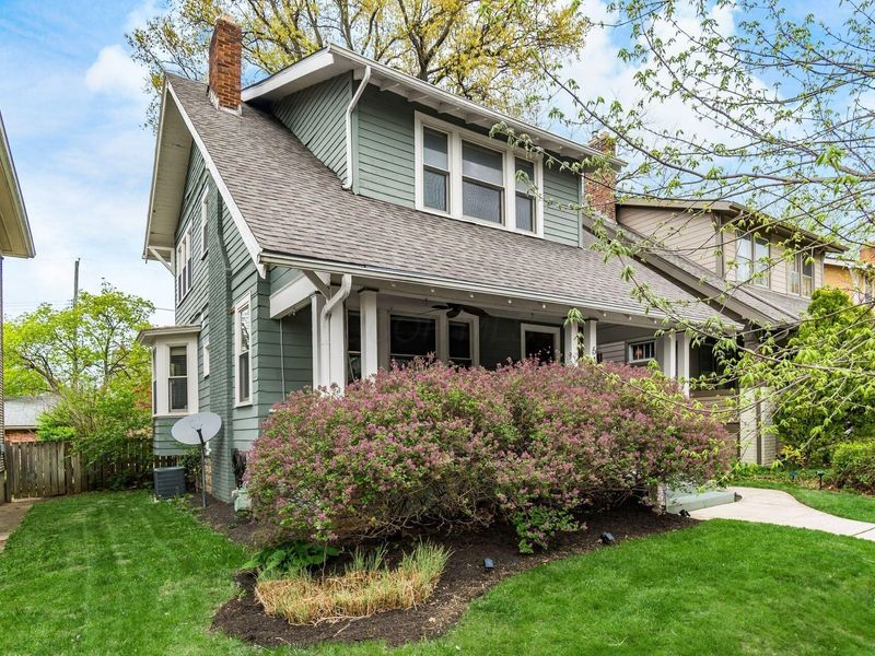 64 E Kelso Road, Columbus, OH 43202 Photo 3