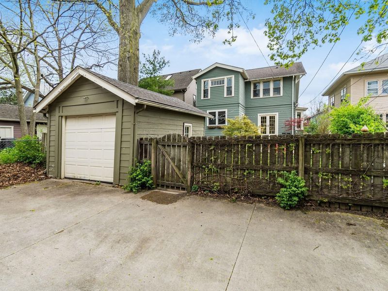 64 E Kelso Road, Columbus, OH 43202 Photo 37