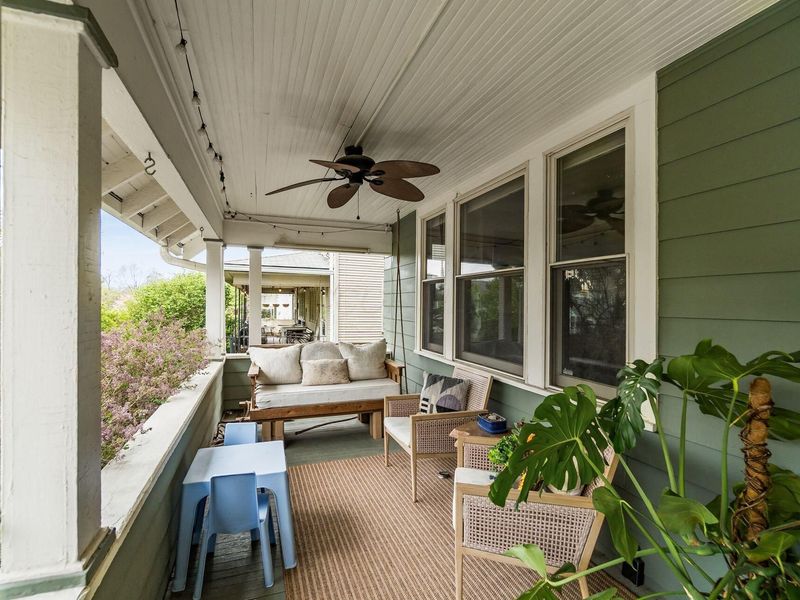 64 E Kelso Road, Columbus, OH 43202 Photo 6