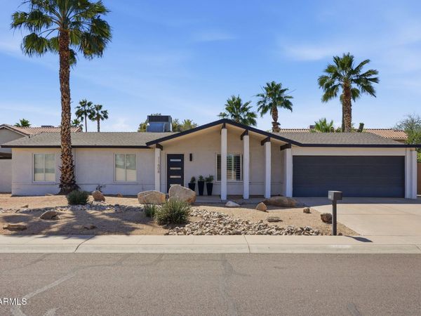 11608 N 32ND Place, Phoenix, AZ 85028