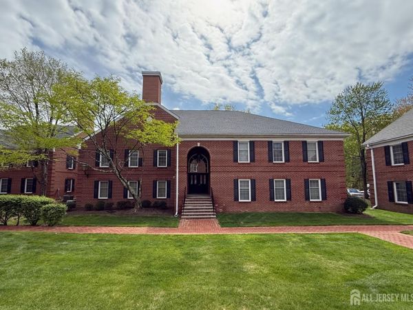 7 Auer Court , East Brunswick, NJ 08816