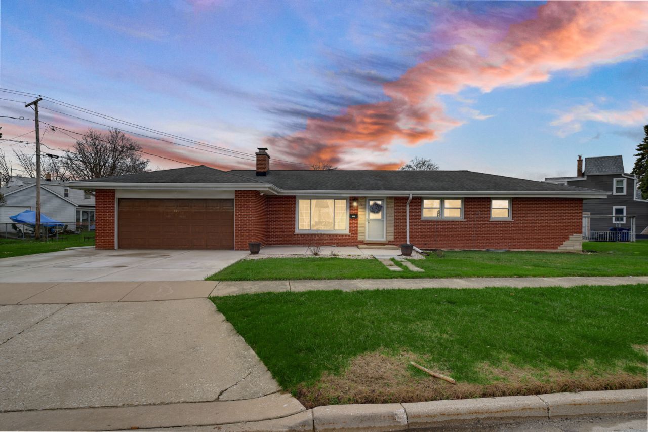 131 Village Drive, Northlake, IL 60164 Main Photo