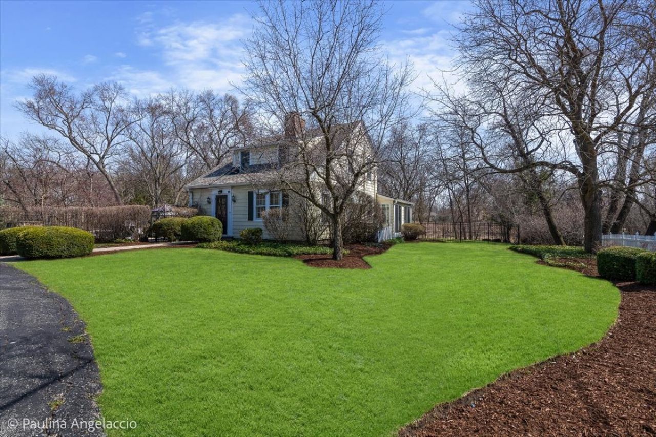 26048 W Cuba Road , Barrington, IL 60010