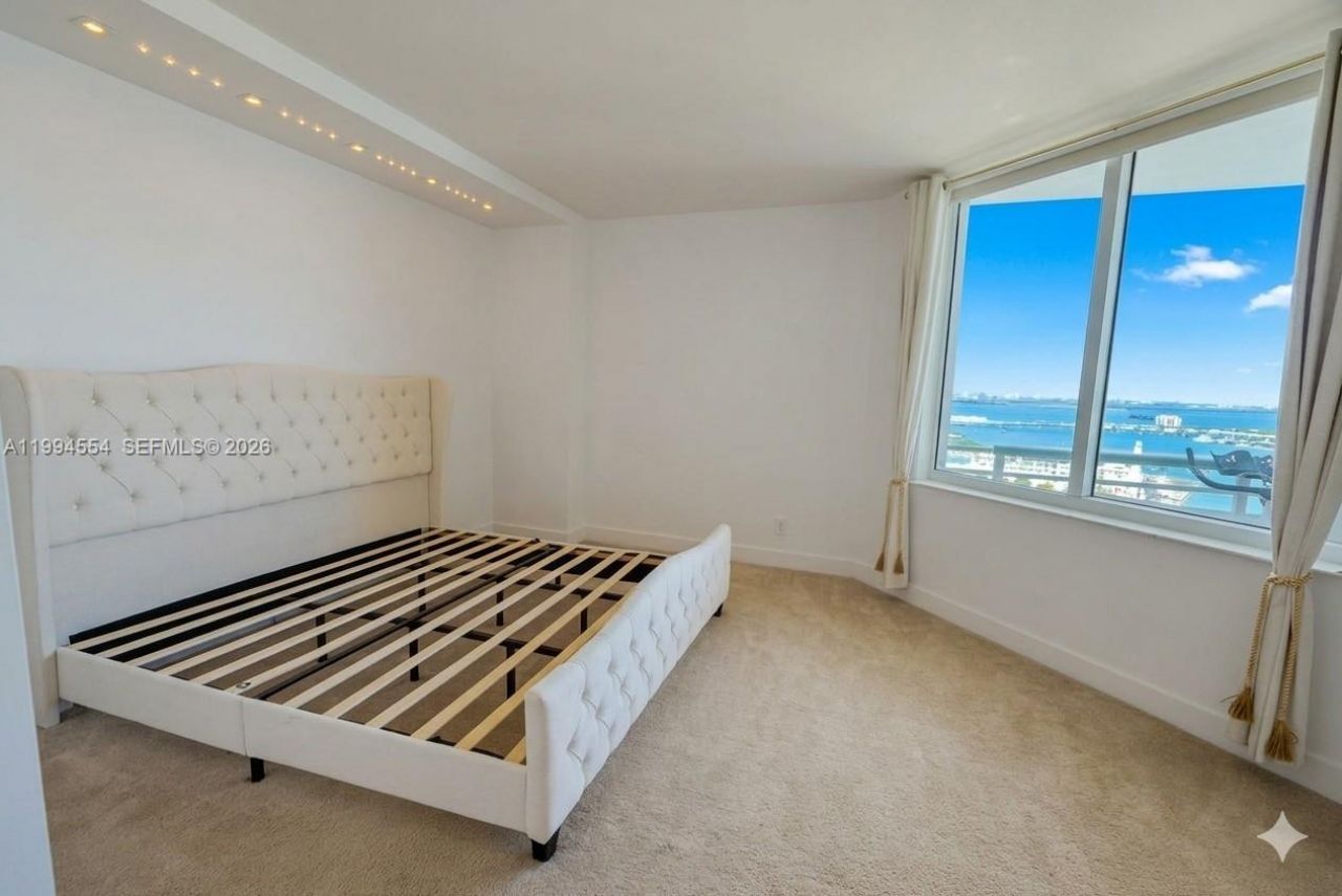 325 S Biscayne Blvd , Unit 3314, Miami, FL 33131 Photo