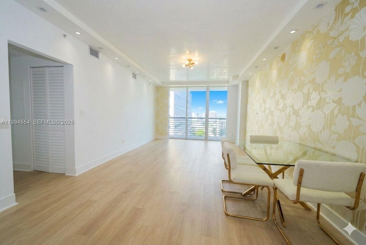 325 S Biscayne Blvd , Unit 3314, Miami, FL 33131 Photo
