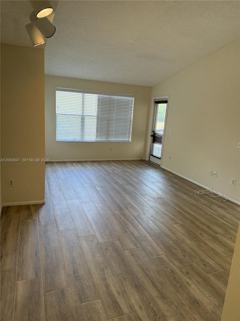 4401 W Mcnab Rd , Unit 30, Pompano Beach, FL 33069 Photo