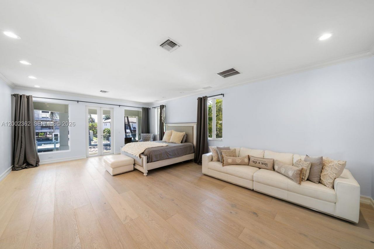 2614 Castilla Isle, Fort Lauderdale, FL 33301 Photo
