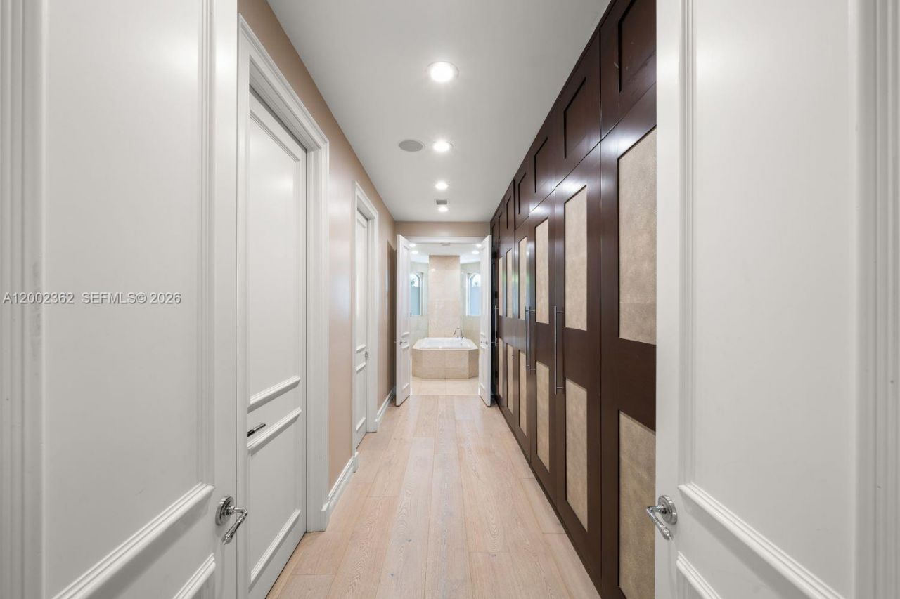 2614 Castilla Isle, Fort Lauderdale, FL 33301 Photo