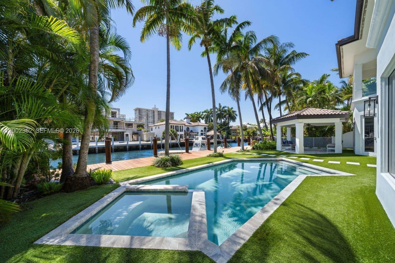 2614 Castilla Isle, Fort Lauderdale, FL 33301 Photo