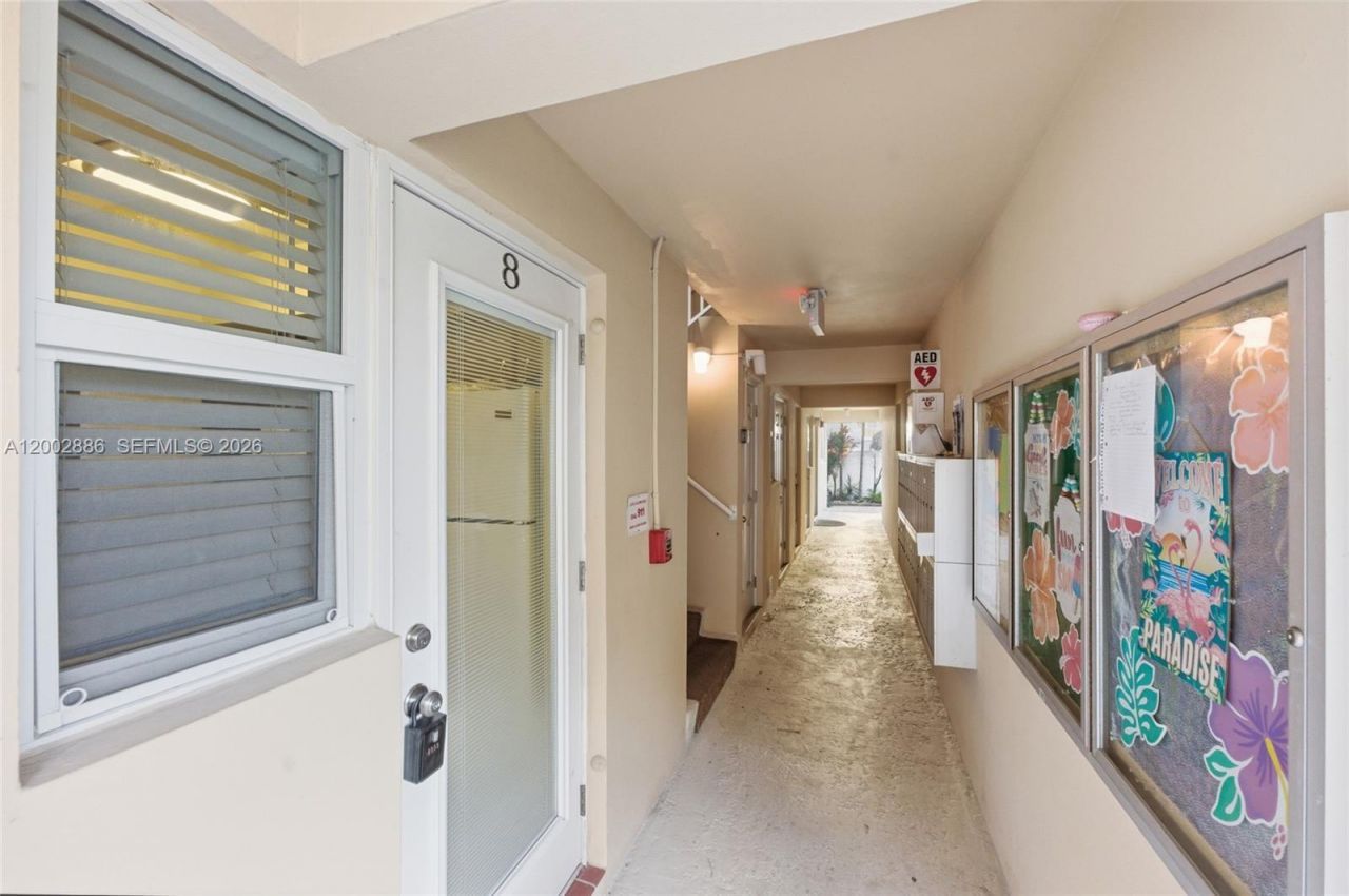 3216 SE 12th St, Unit 8, Pompano Beach, FL 33062 Photo