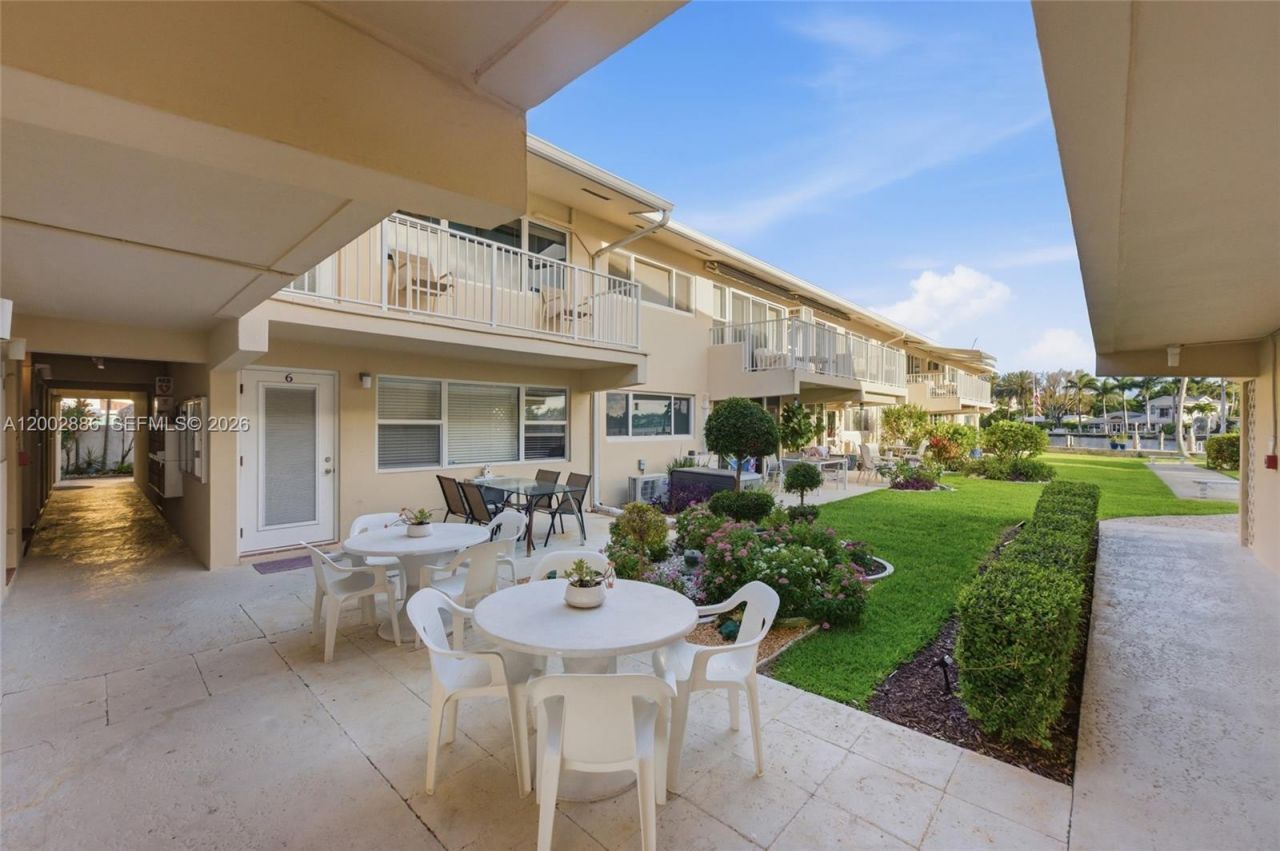 3216 SE 12th St, Unit 8, Pompano Beach, FL 33062 Photo