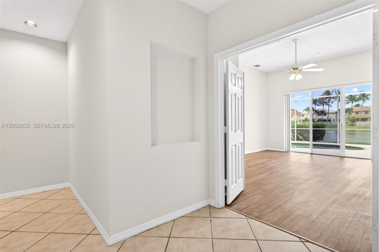 3928 Heron Ridge Ln, Weston, FL 33331 Photo